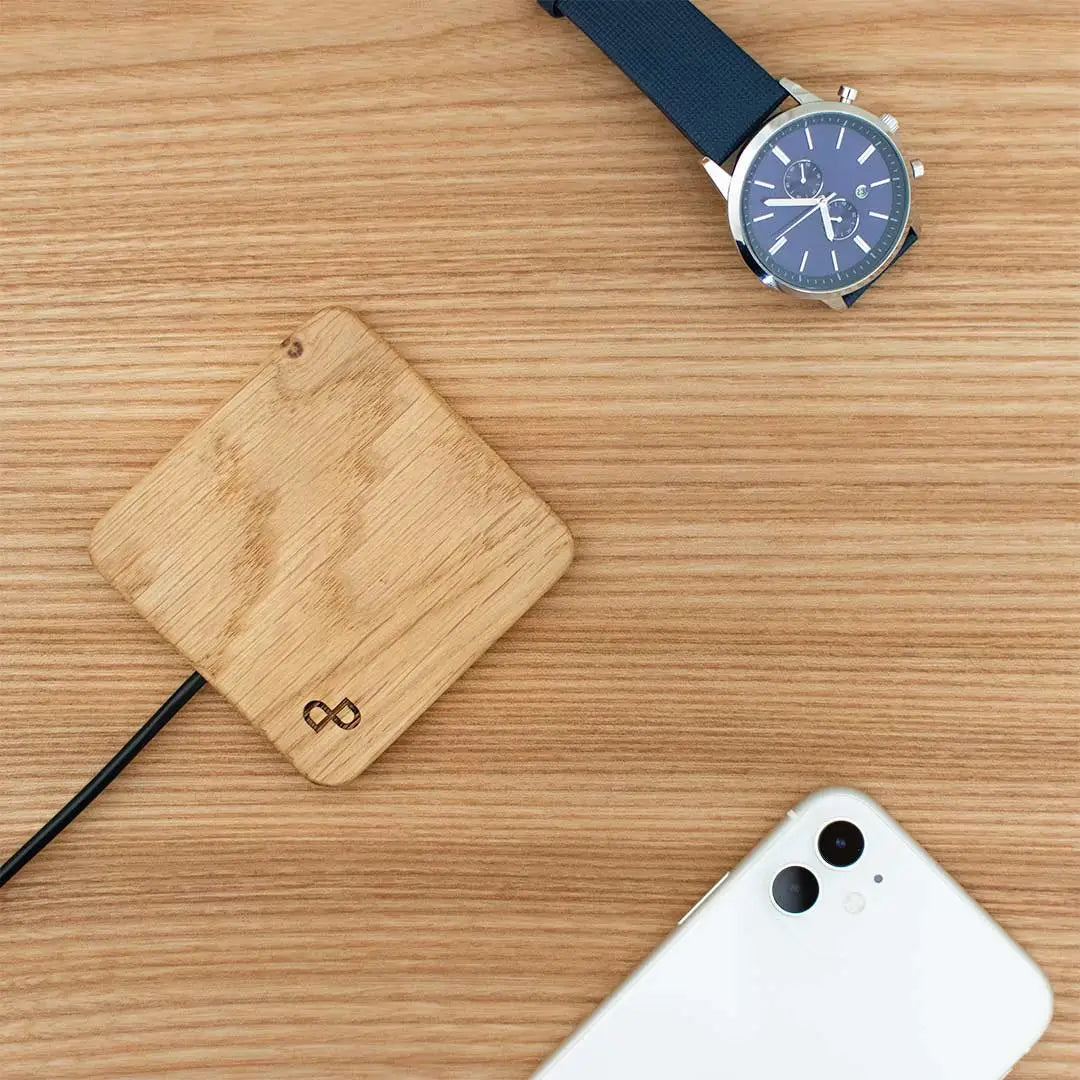 Aura Wooden Wireless Charger